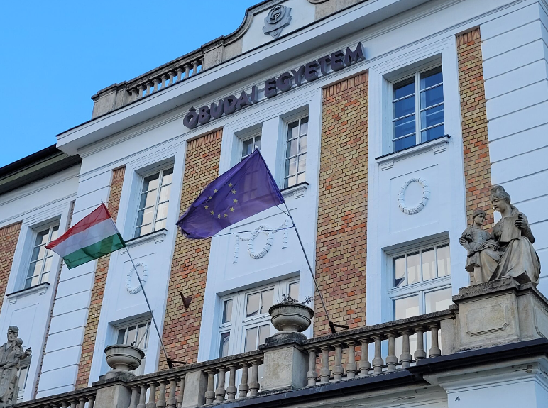 Együttműködés az Óbudai Egyetemmel a digitalizációért